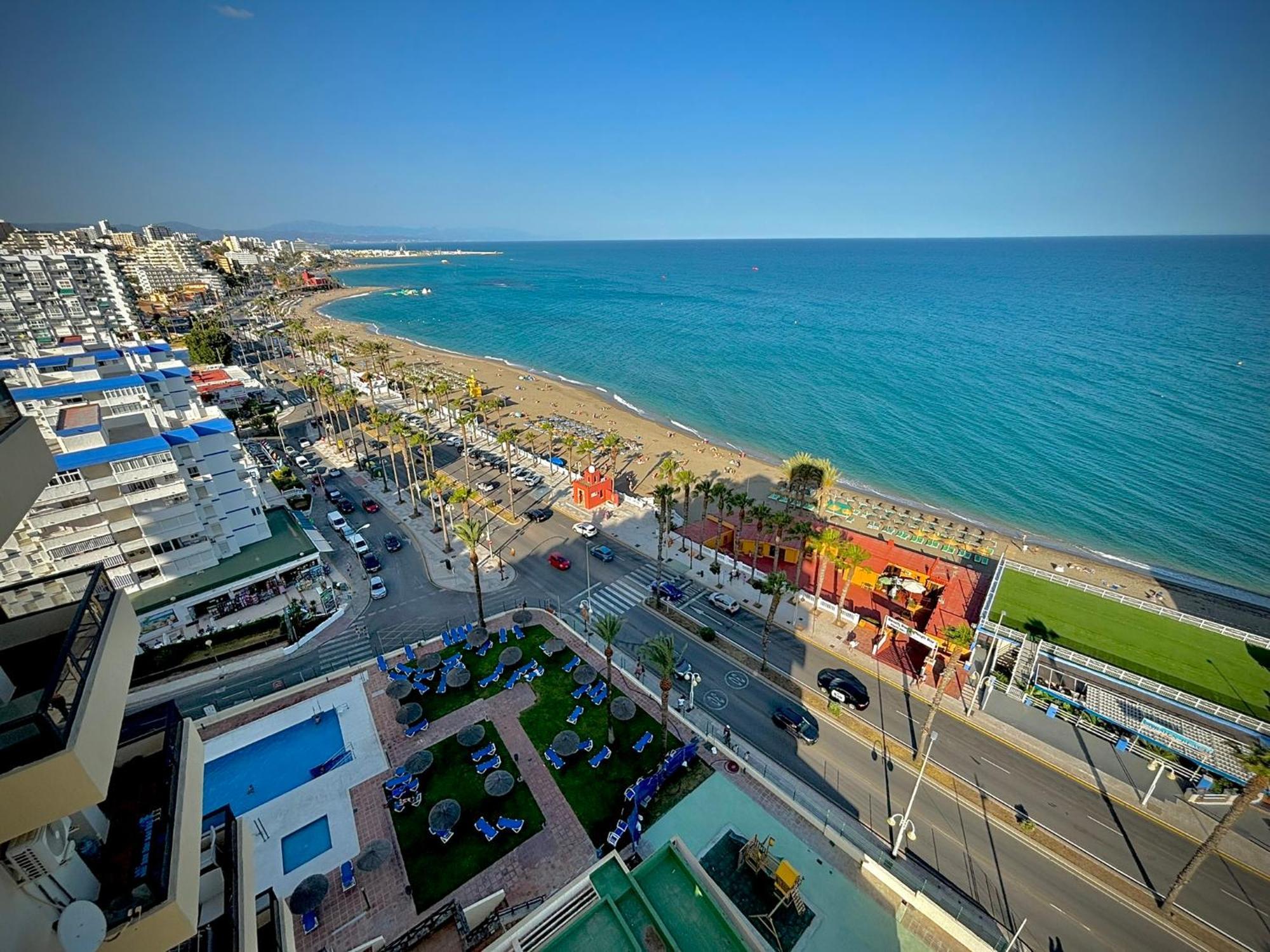 Aloha Playa Vistas Al Mar Apartment Benalmadena Exterior photo