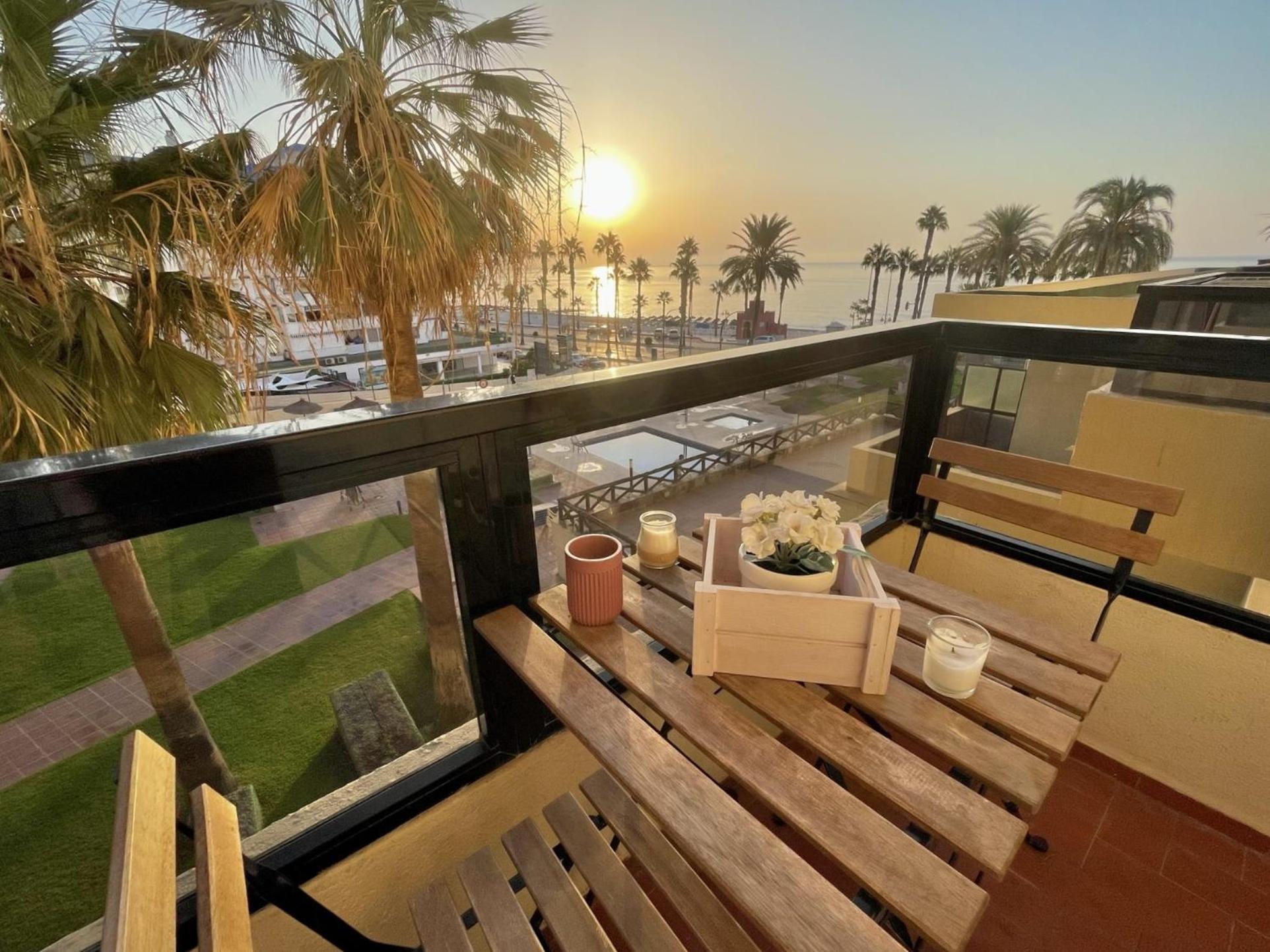 Aloha Playa Vistas Al Mar Apartment Benalmadena Exterior photo
