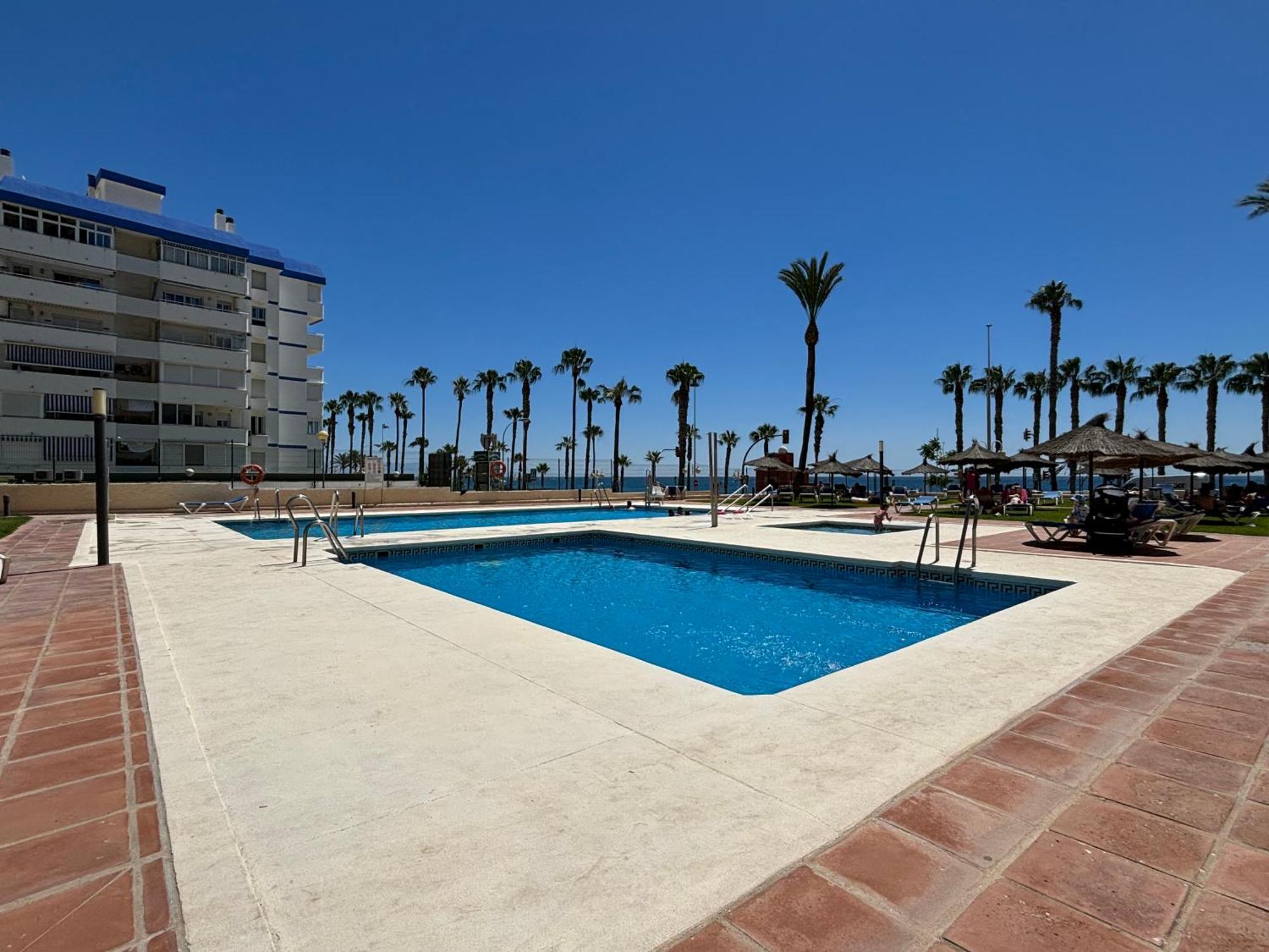 Aloha Playa Vistas Al Mar Apartment Benalmadena Exterior photo