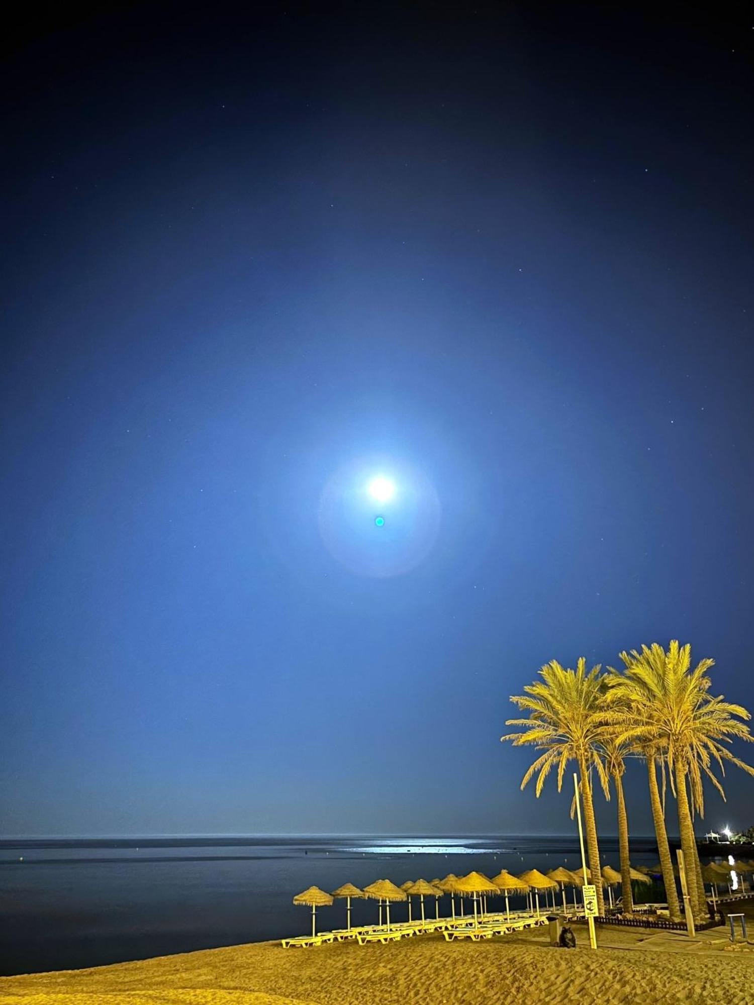 Aloha Playa Vistas Al Mar Apartment Benalmadena Exterior photo